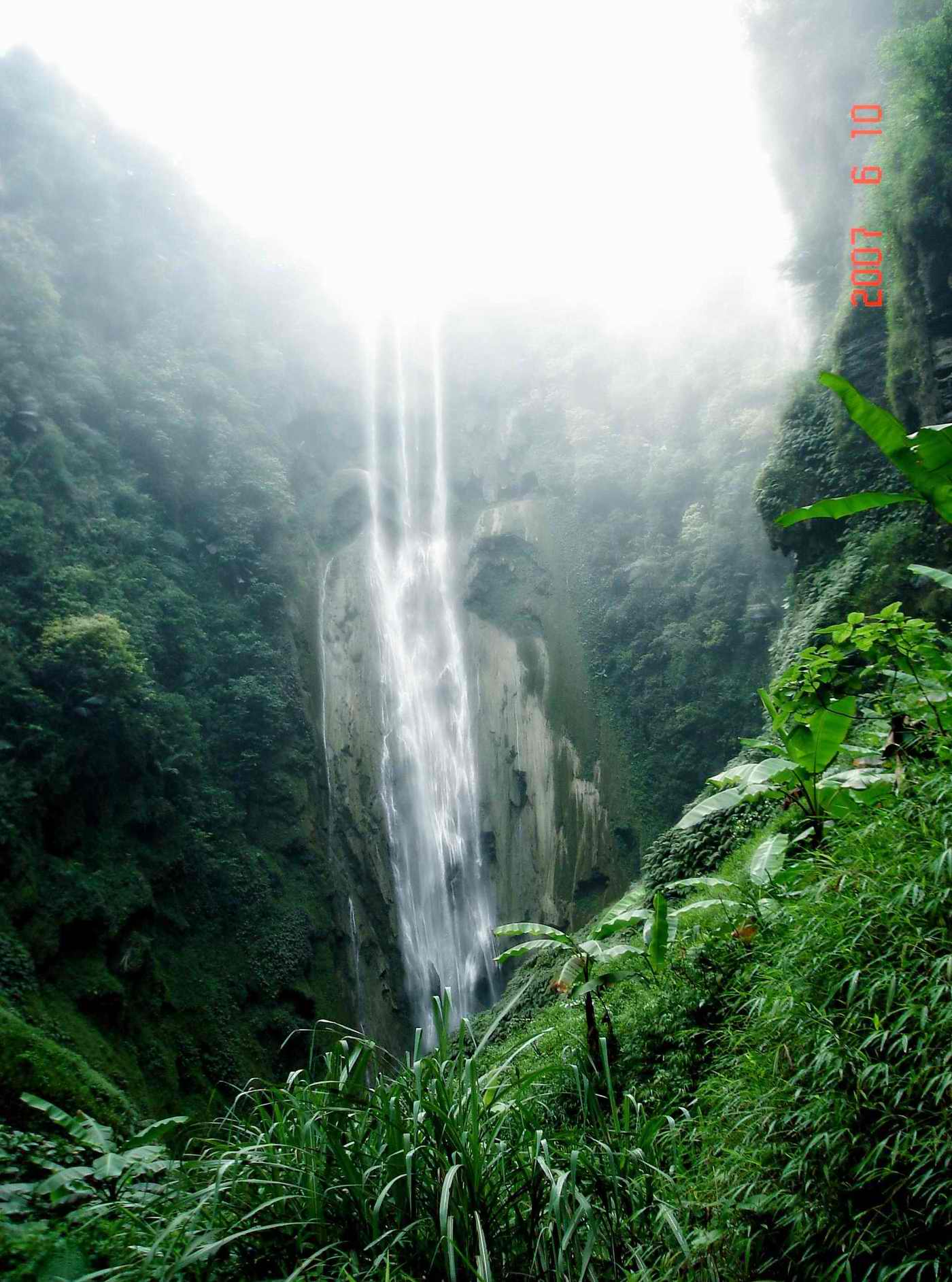 223楼悉尼三点美女贴吧照(泰国、香港、澳门不明星泳装美女图片