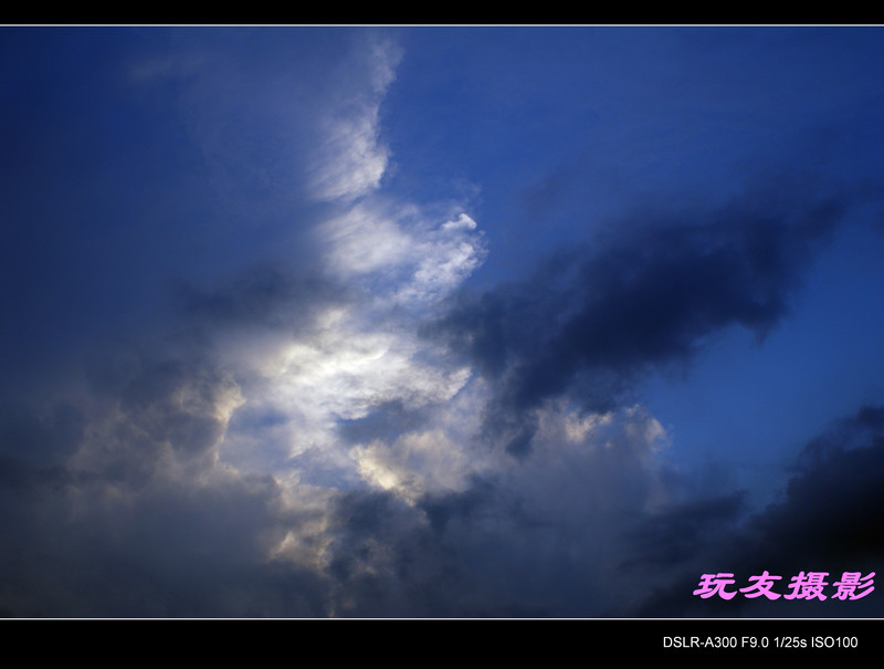 a7344303_s.jpg