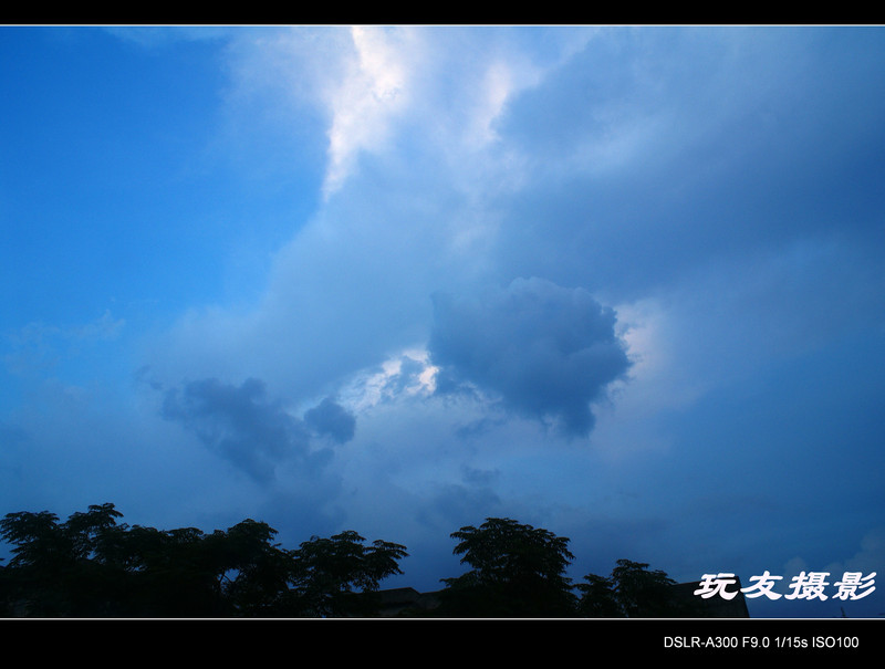 a7344331_s.jpg
