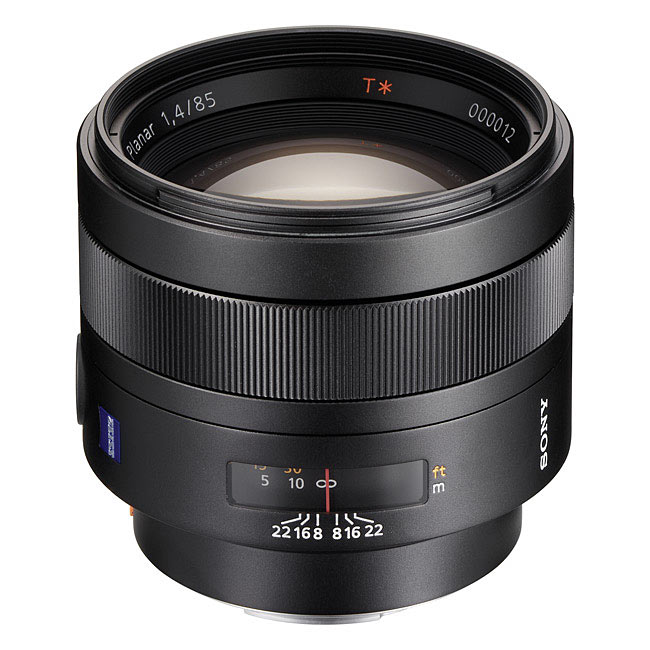 sony-85mm-SAL85F14CZ.jpg