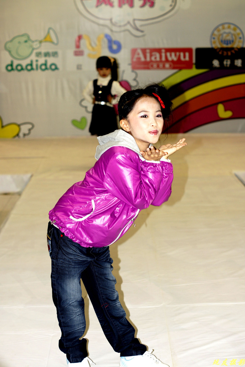 a8260747_s.jpg