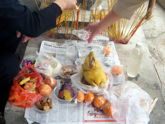 清明祭拜 007.jpg