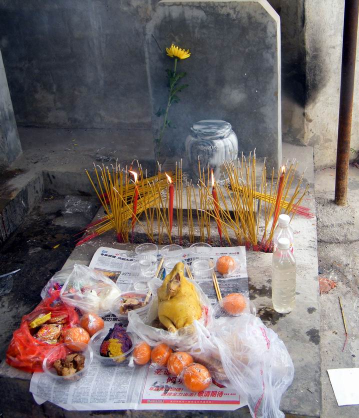 清明祭拜 009.jpg