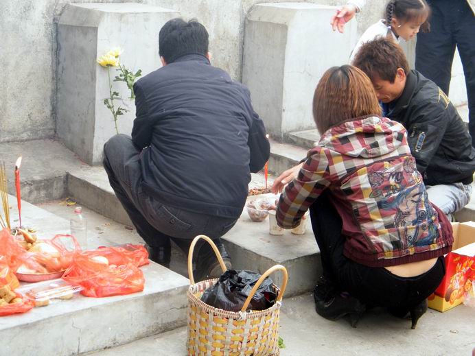 清明祭拜 023.jpg