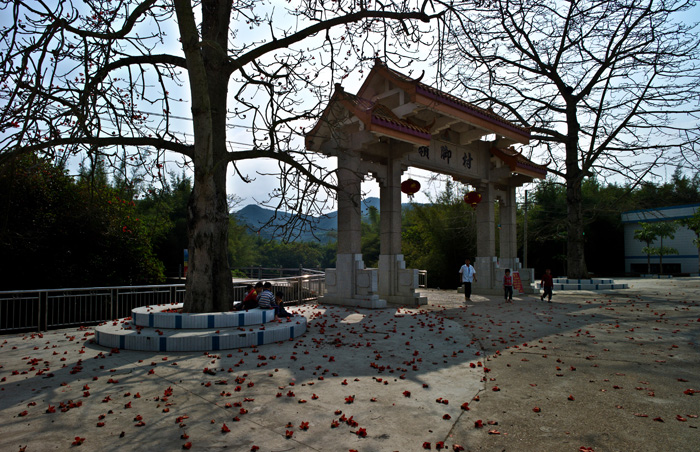 岭脚春色.jpg