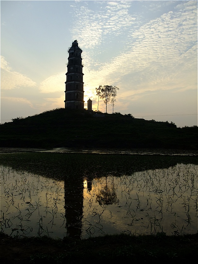 承露塔3.jpg