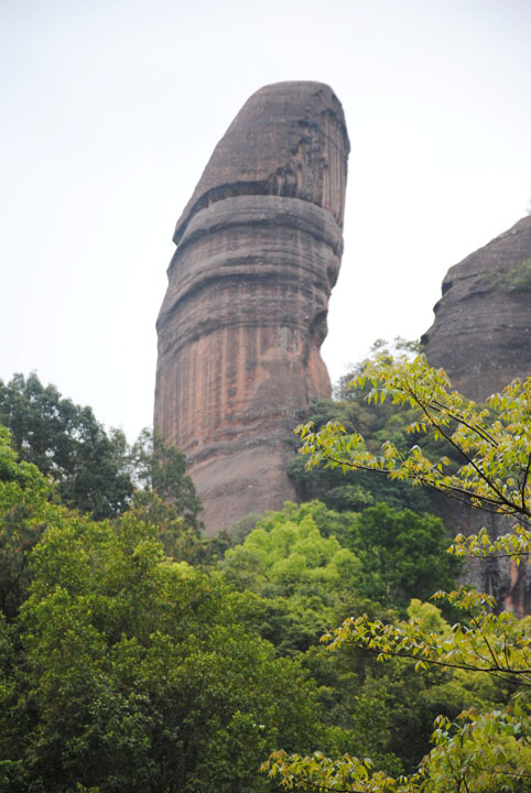 远看雄峰01.jpg