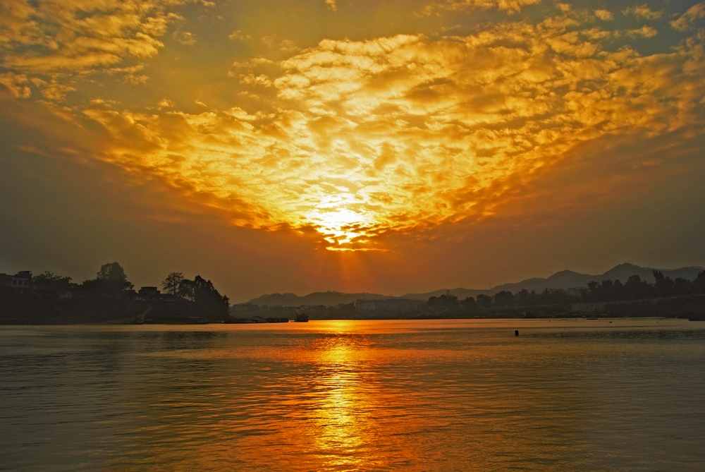郁江落日霞满天.jpg