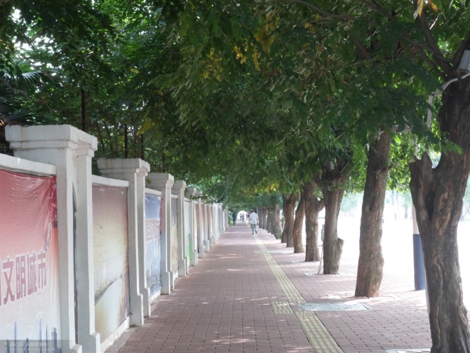 很想一“山洞”.jpg