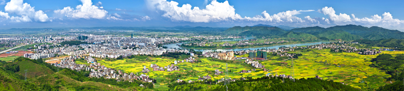 2011年7月横州全景.jpg