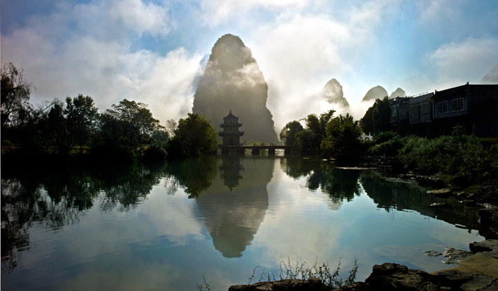 2011年10月旧州晨韵.jpg