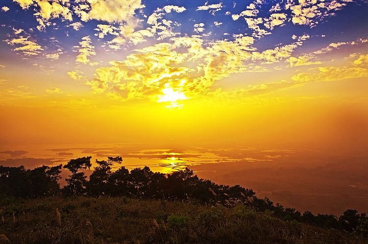 15圣山夕照.jpg