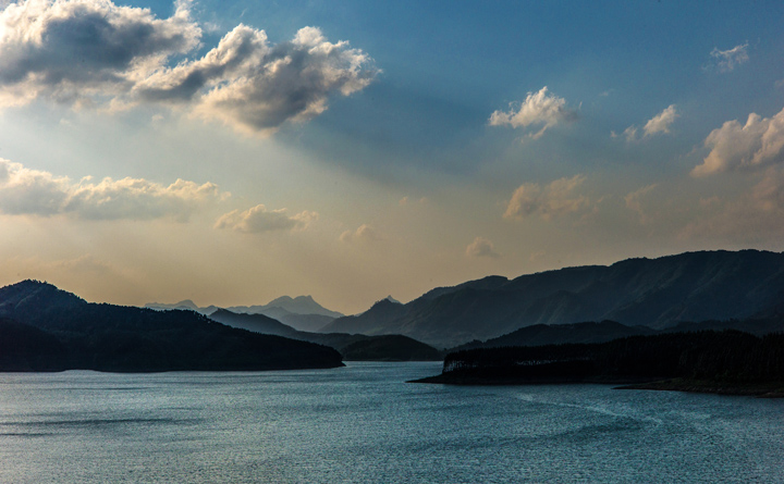 霞照水库.jpg