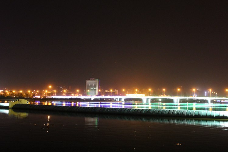太原的母亲河--汾河夜景