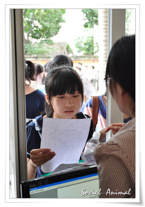 横县高中学校招生报名花絮 2012-07-14 117.jpg