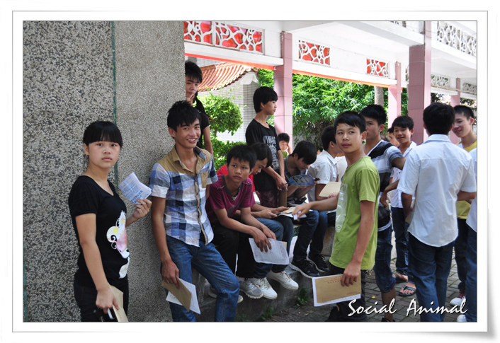 横县高中学校招生报名花絮 2012-07-14 011.jpg
