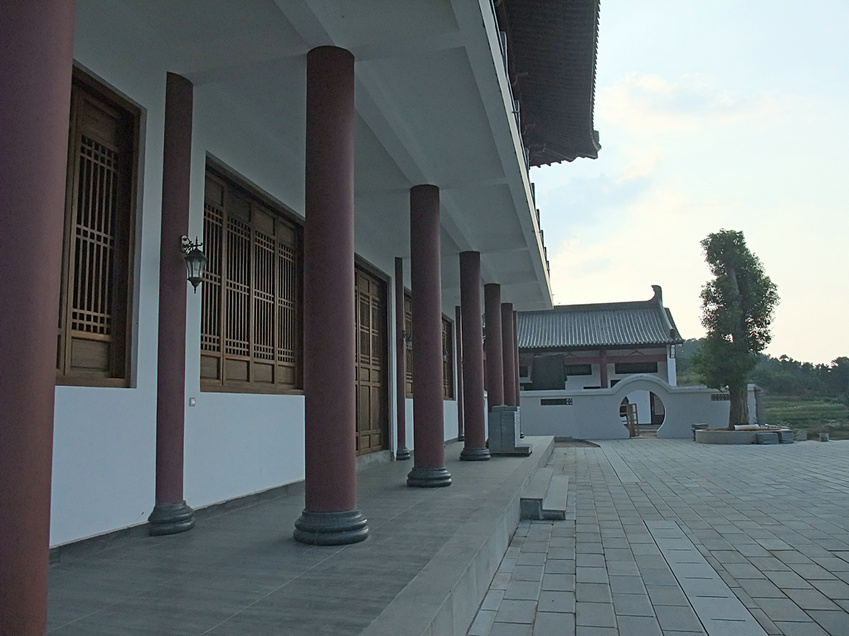 DSCF1049.jpg