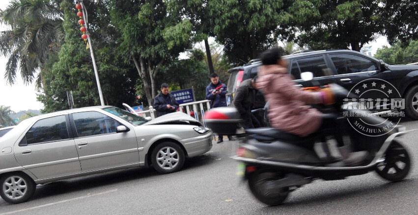 撞车9.jpg