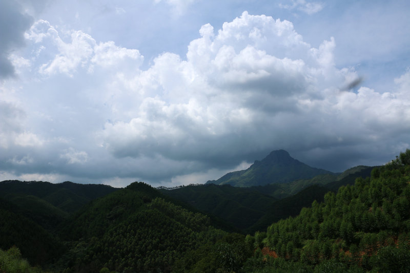 横县大圣山图片