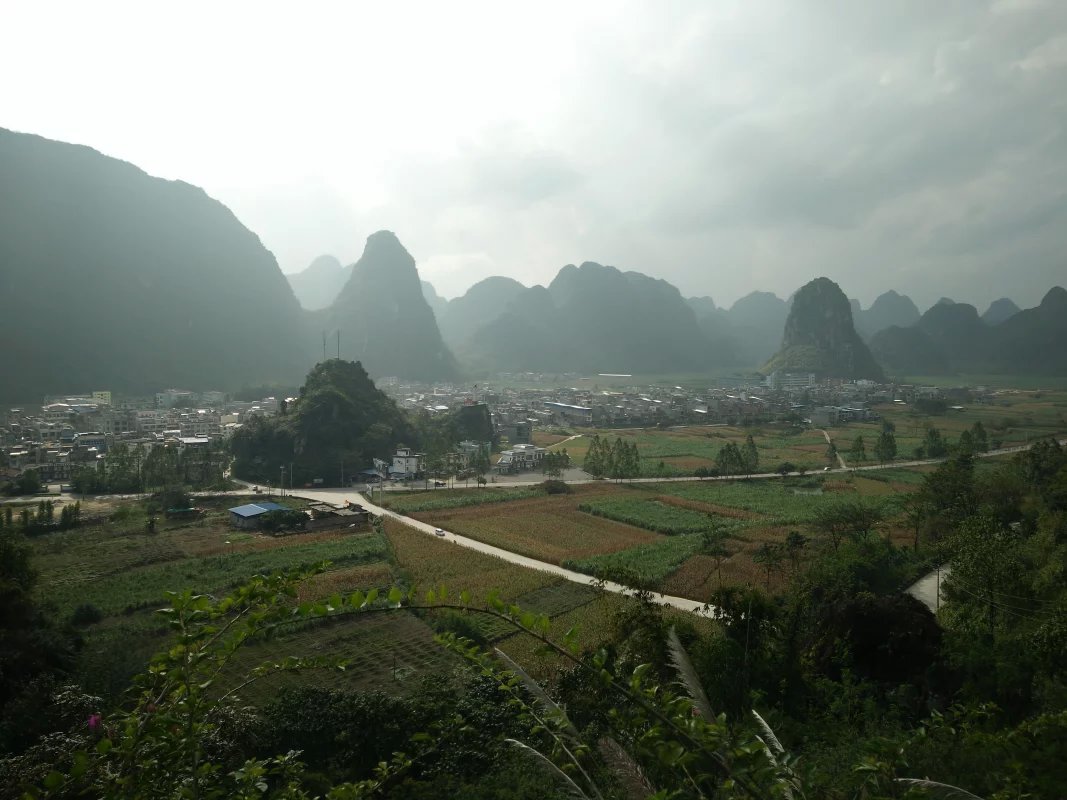 psbCAON8HKG.jpg