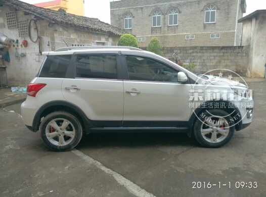 154225zuot255varllo0ur.jpg