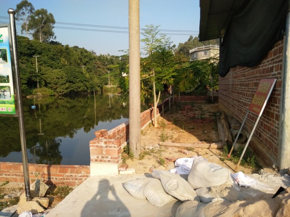 QQ图片20161008203859.jpg