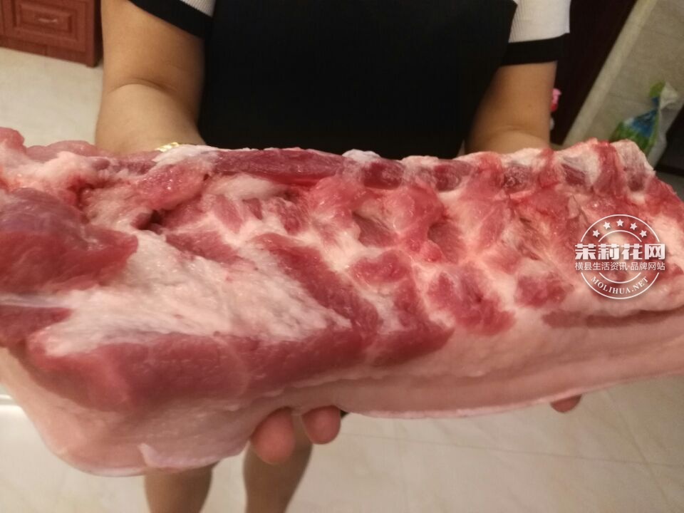 新鲜五花肉