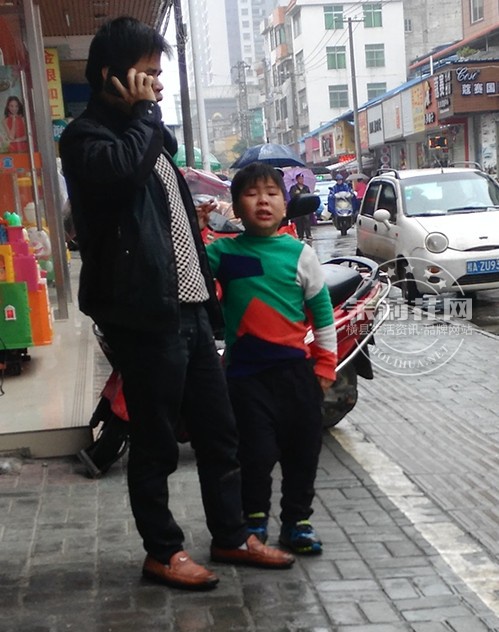 撞车不肯私了也不肯交警判 (7).jpg