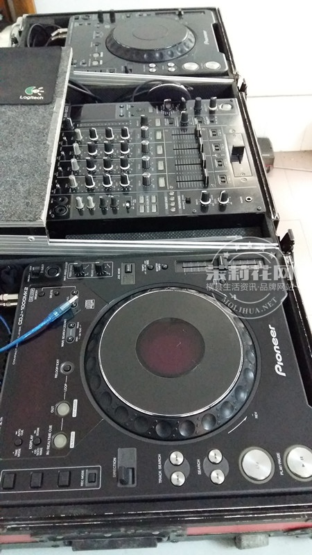 CD.jpg