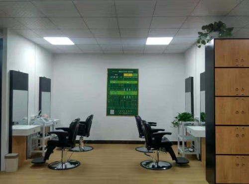 mmexport1492127583420.jpg