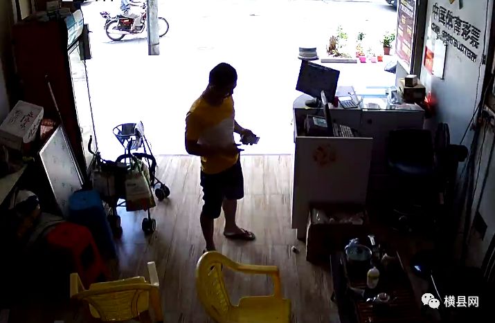091708pszak91hooi3es77.jpg