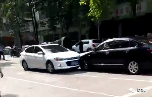 085619fy2spl6olkelm22z.jpg