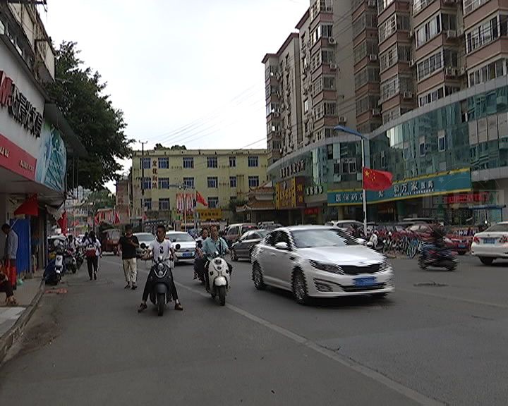 090435y2fu77h05kh1wzan.jpg