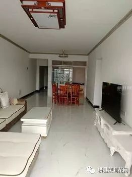 111545e8moiom3jljvvv5j.jpg