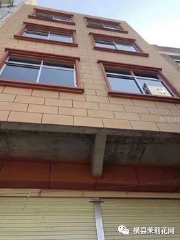 085938ouyvcvpl497ul9y8.jpg