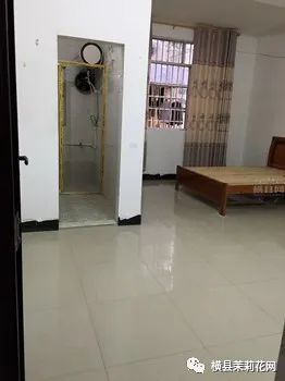 085138n0aqa0dsyd09qy22.jpg