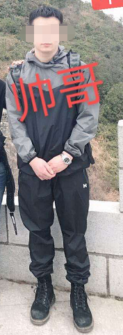 085248sqxzrbdknsg8uz5b.jpg