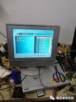 090057av13jik1zf55ttvu.jpg