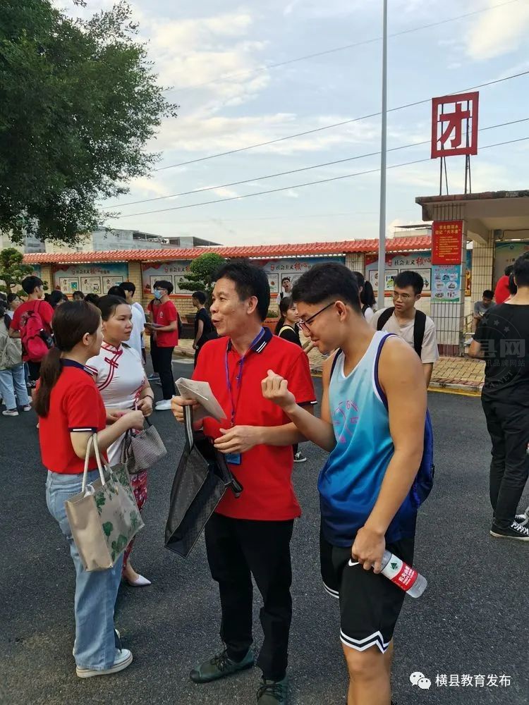 084317c0jc1f1tphf1fku5.jpg