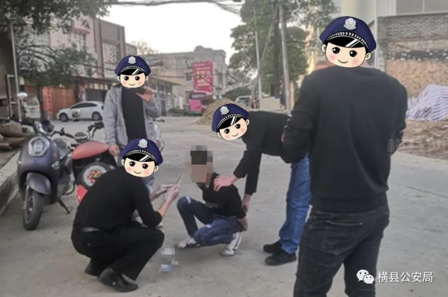 164929yjxybiulwmj7pqb8.jpg
