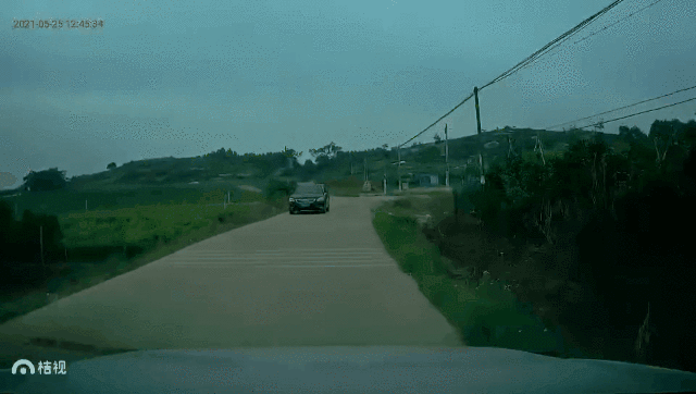 085403ou6zpql7k2123mmk.gif