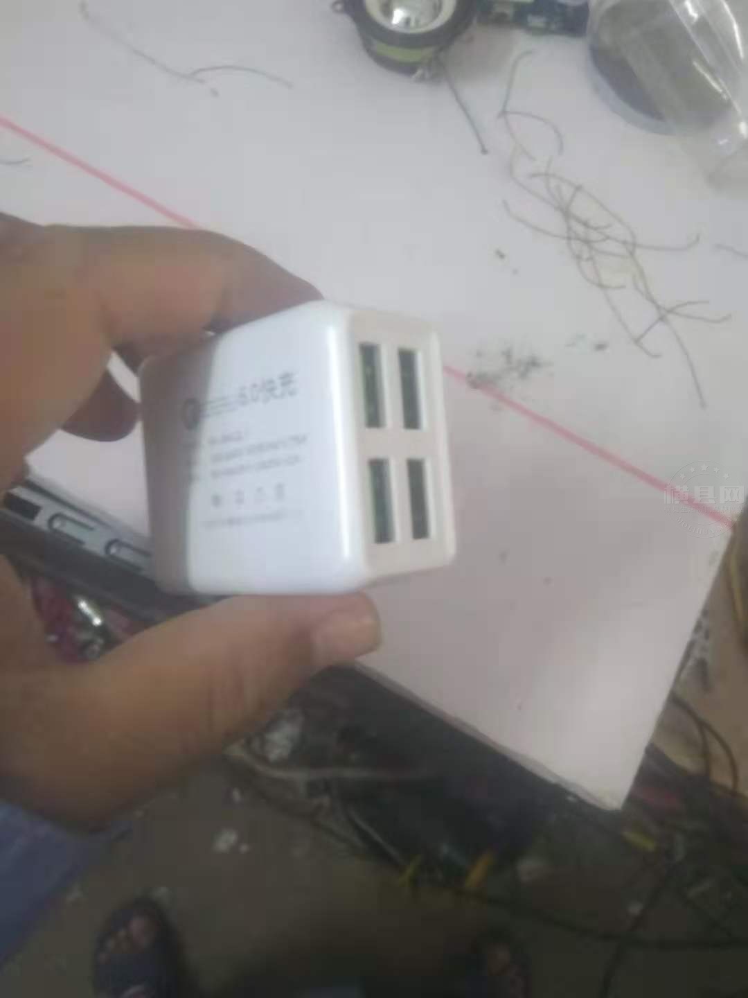 6A 充电器.jpg
