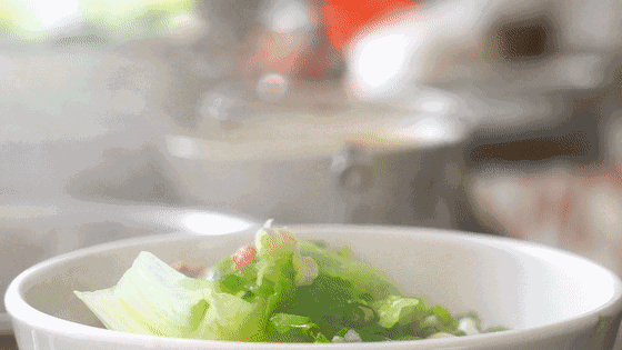 084441k2t77nph25tppzp7.gif