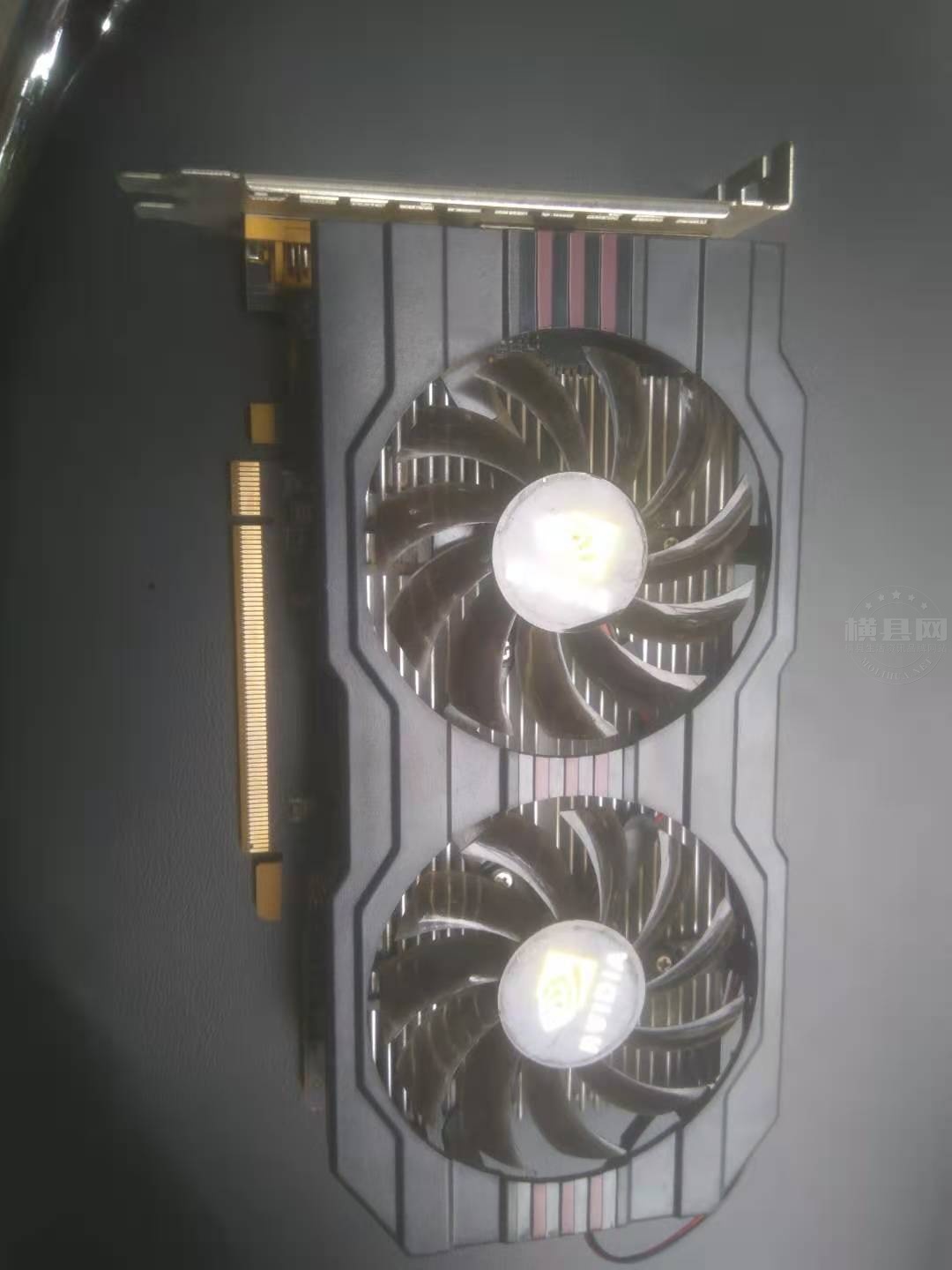 75 0  显卡.jpg