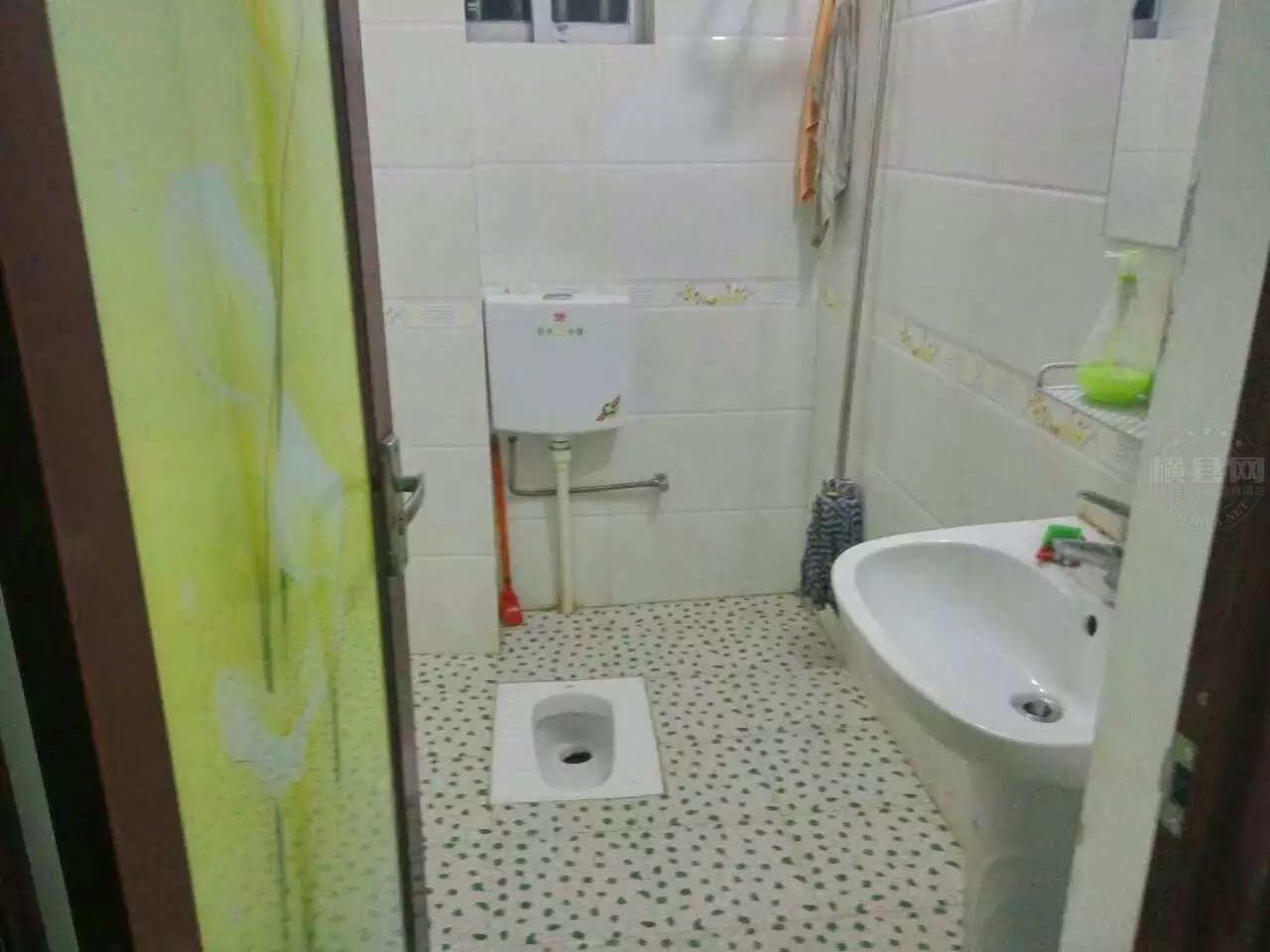 商贸城套房卫生间