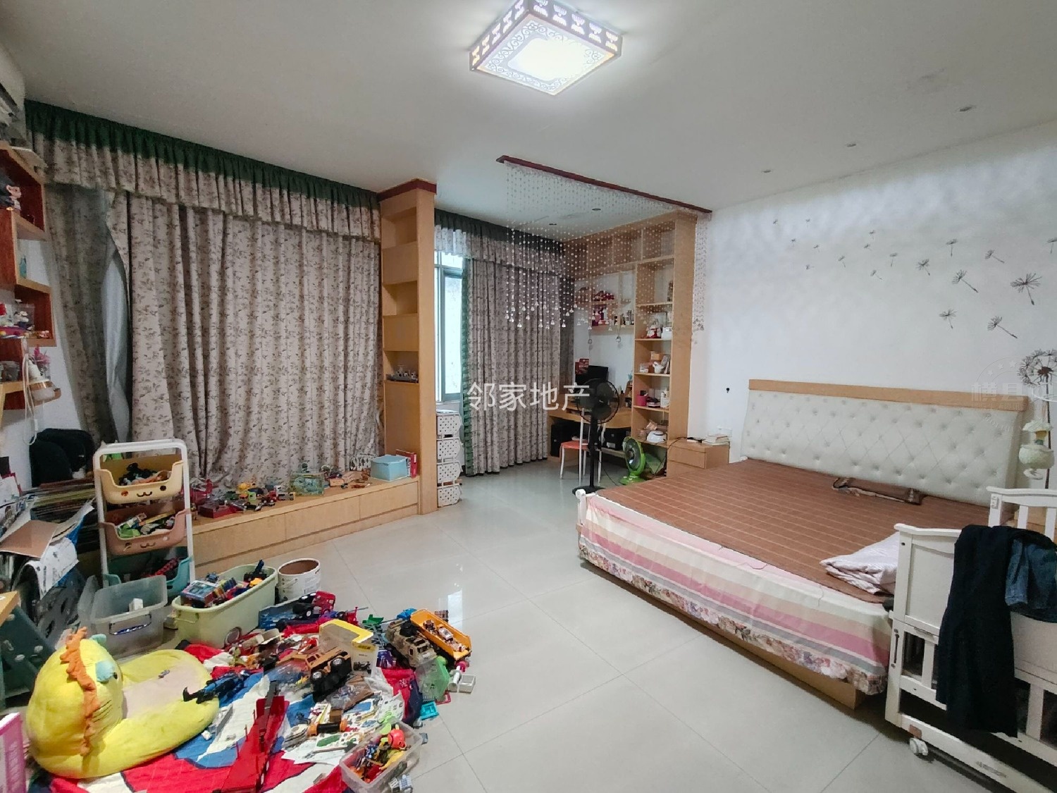 aaec441d-2d0d-4f12-be97-f883abe90e60.jpg