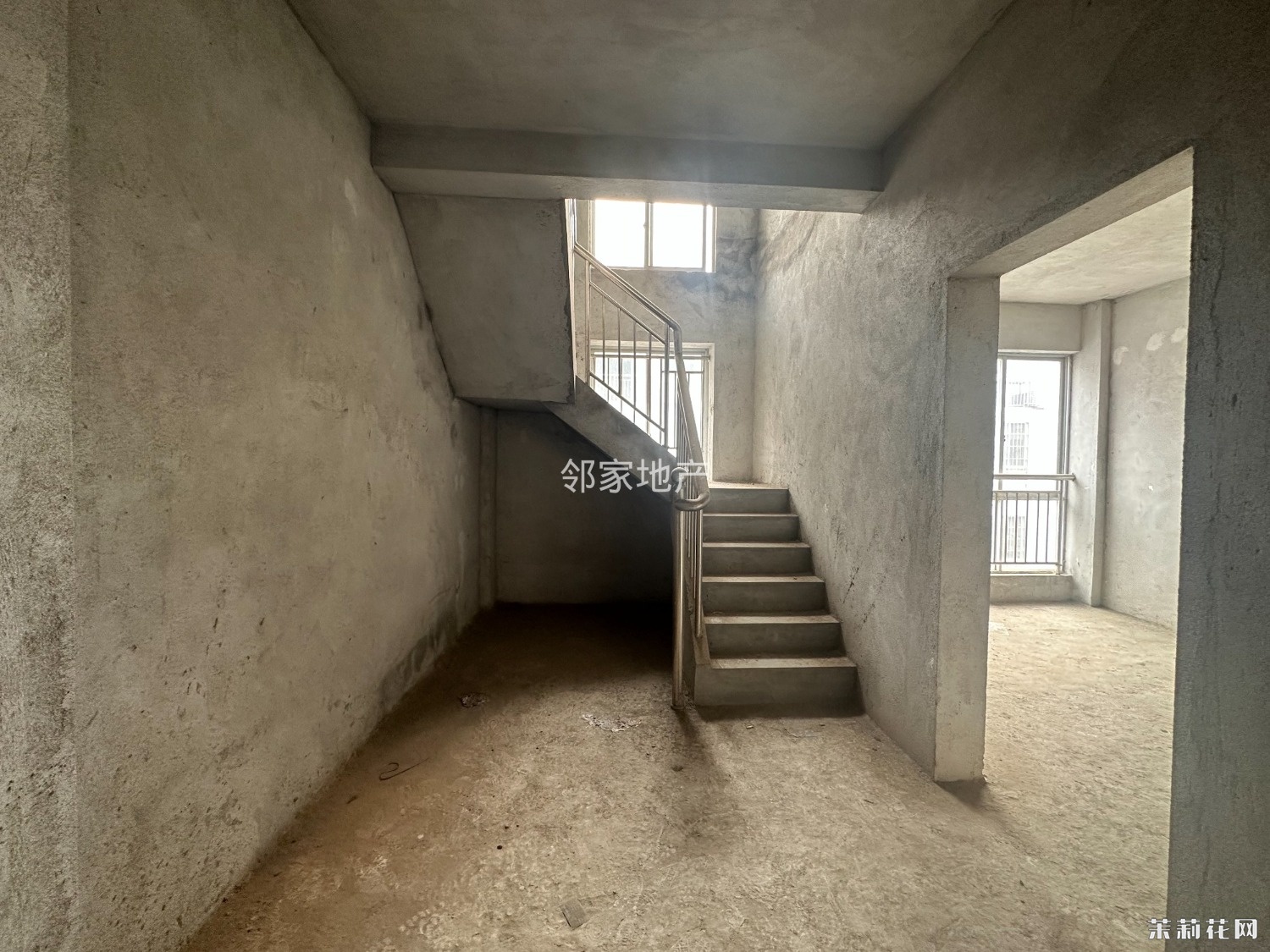 73bd7d9c-fe5d-4541-a01a-a6e04a58f54a.jpg