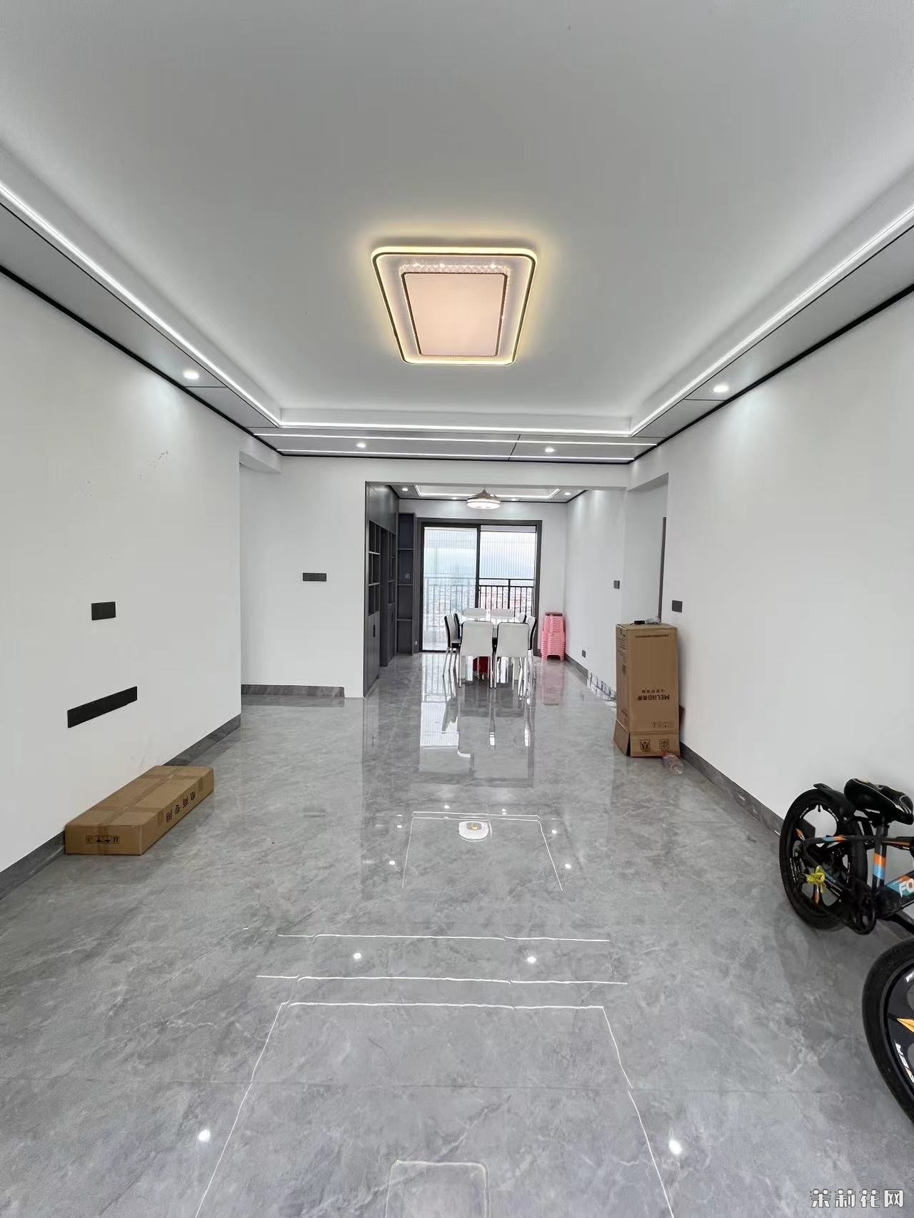 wechat_upload1728996182670e635682bd9
