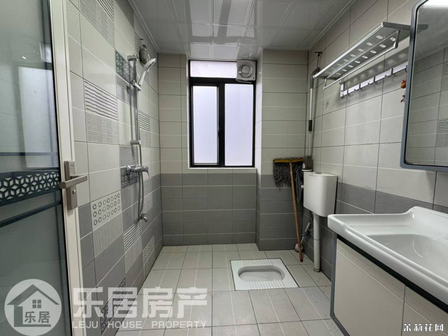 wechat_upload174186592267d2c3c205f53