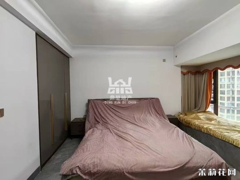 wechat_upload174213436967d6dc610ab3e